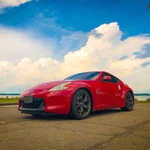 Meet your Posher, Dustin